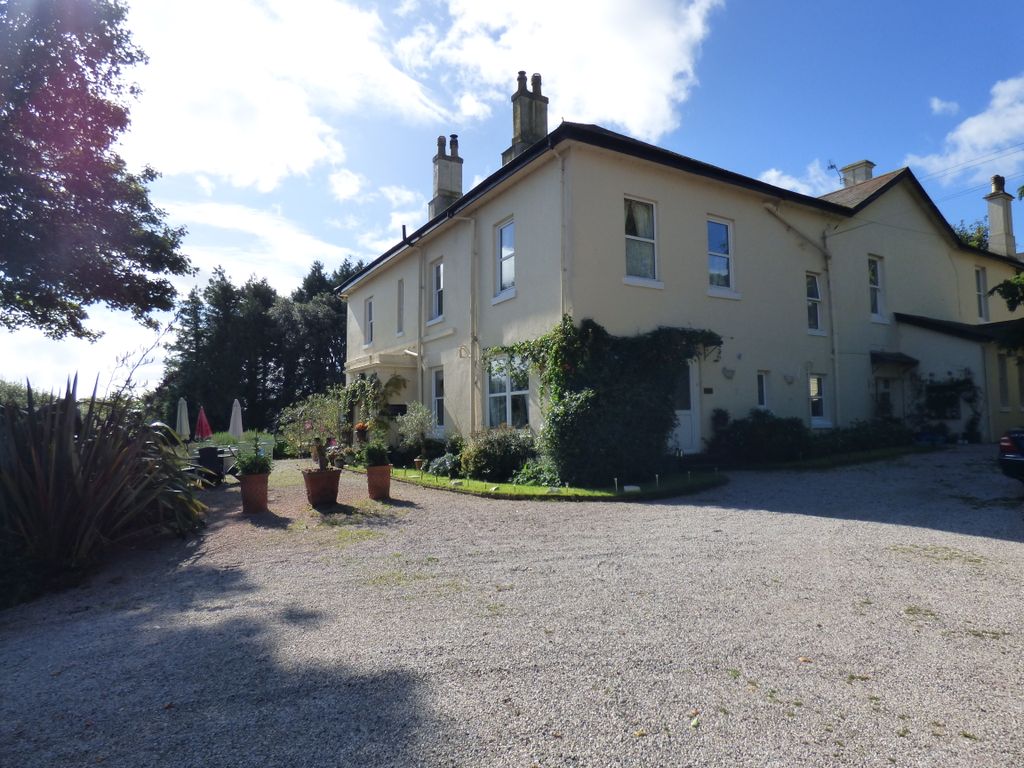 2 bed flat to rent in Bowden House, Teignmouth Road, Torquay TQ1, £895 pcm Zoopla