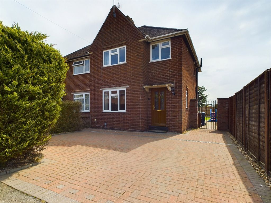 3 bed semidetached house for sale in Orchard Way, Churchdown, Gloucester, Gloucestershire GL3
