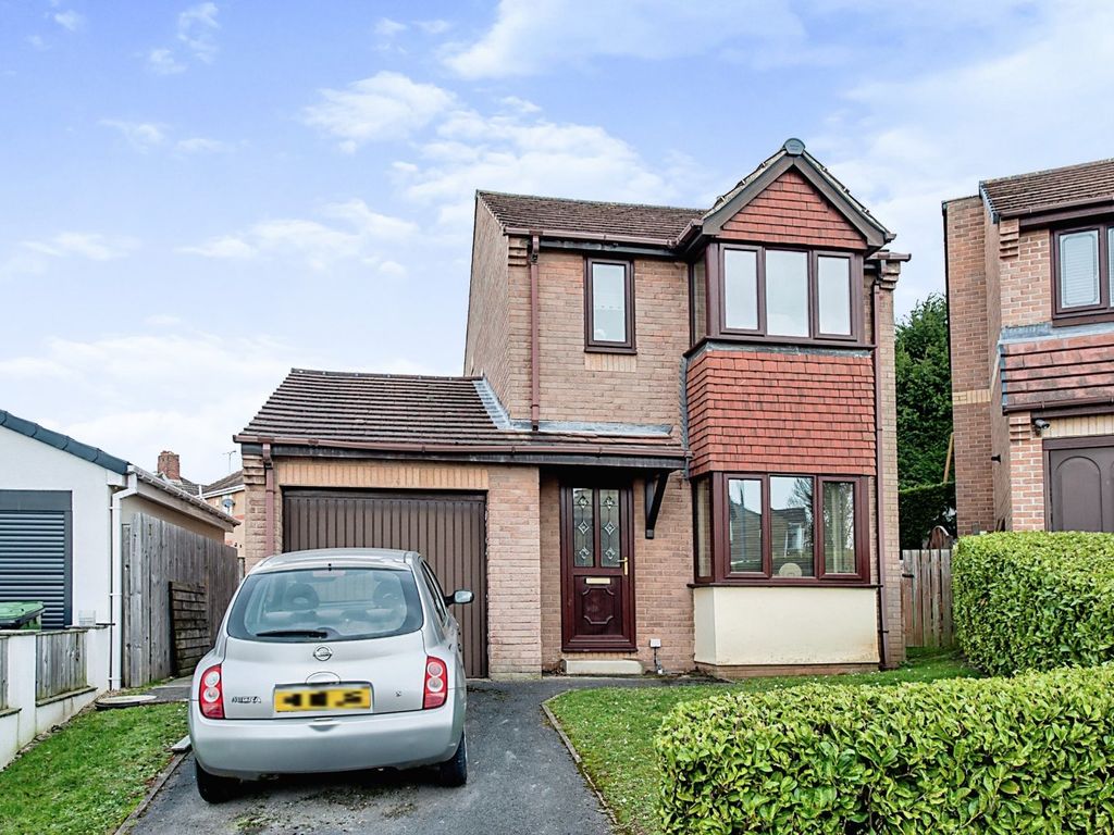 3 bed detached house for sale in Richmond Road, Upton, Pontefract, West Yorkshire WF9 Zoopla