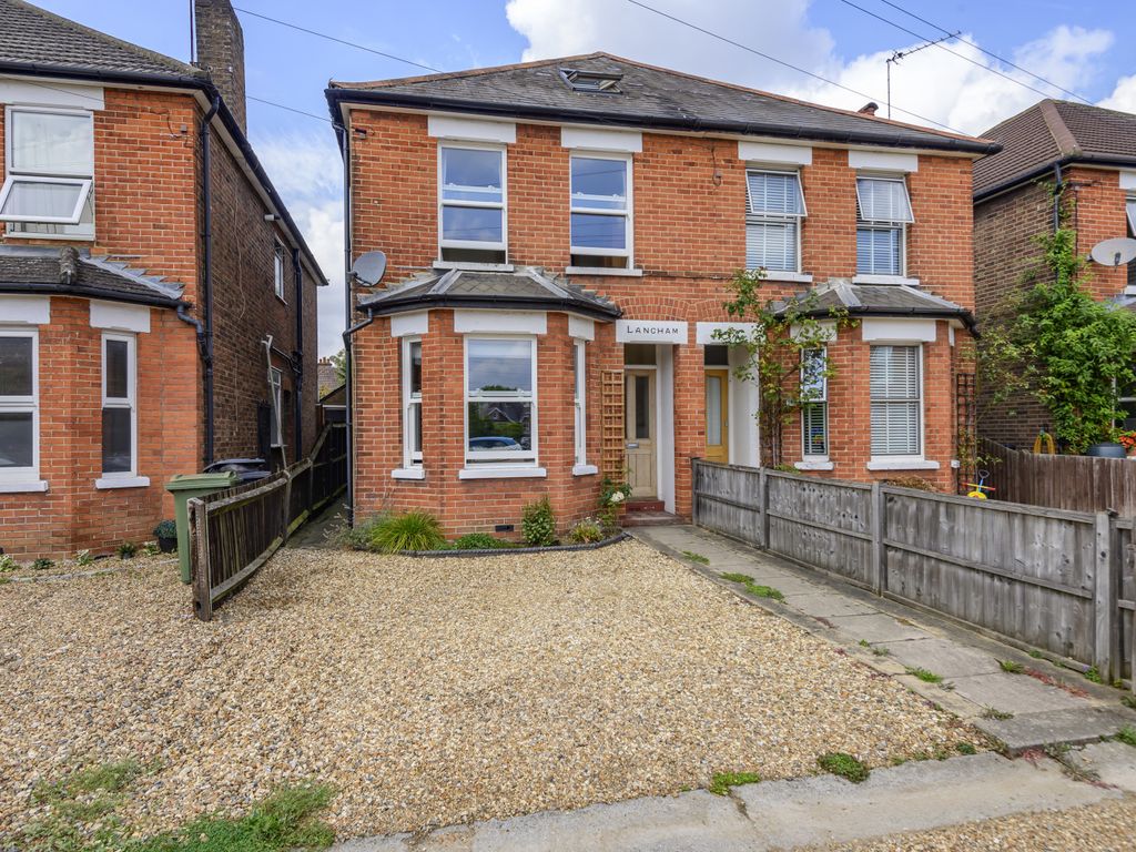 3 bed semidetached house for sale in Caxton Gardens, Guildford, Surrey