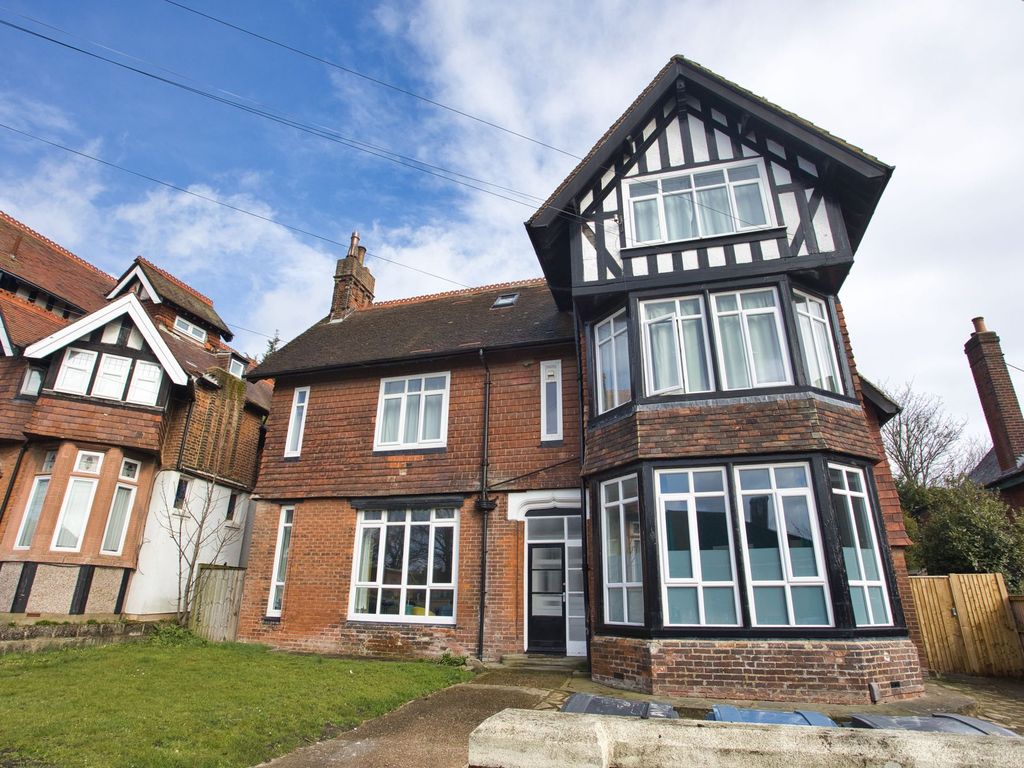 11 bed detached house for sale in Park Avenue, Dover CT16 Zoopla
