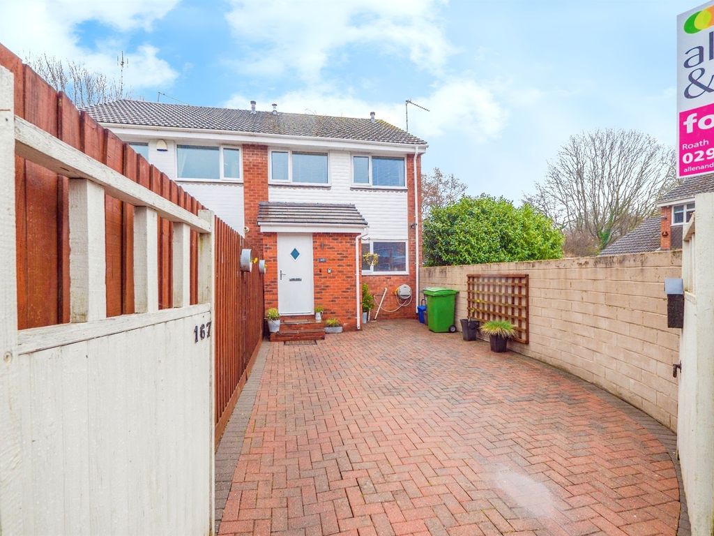 3 bed end terrace house for sale in The Hawthorns, Pentwyn, Cardiff CF23, £230,000 Zoopla