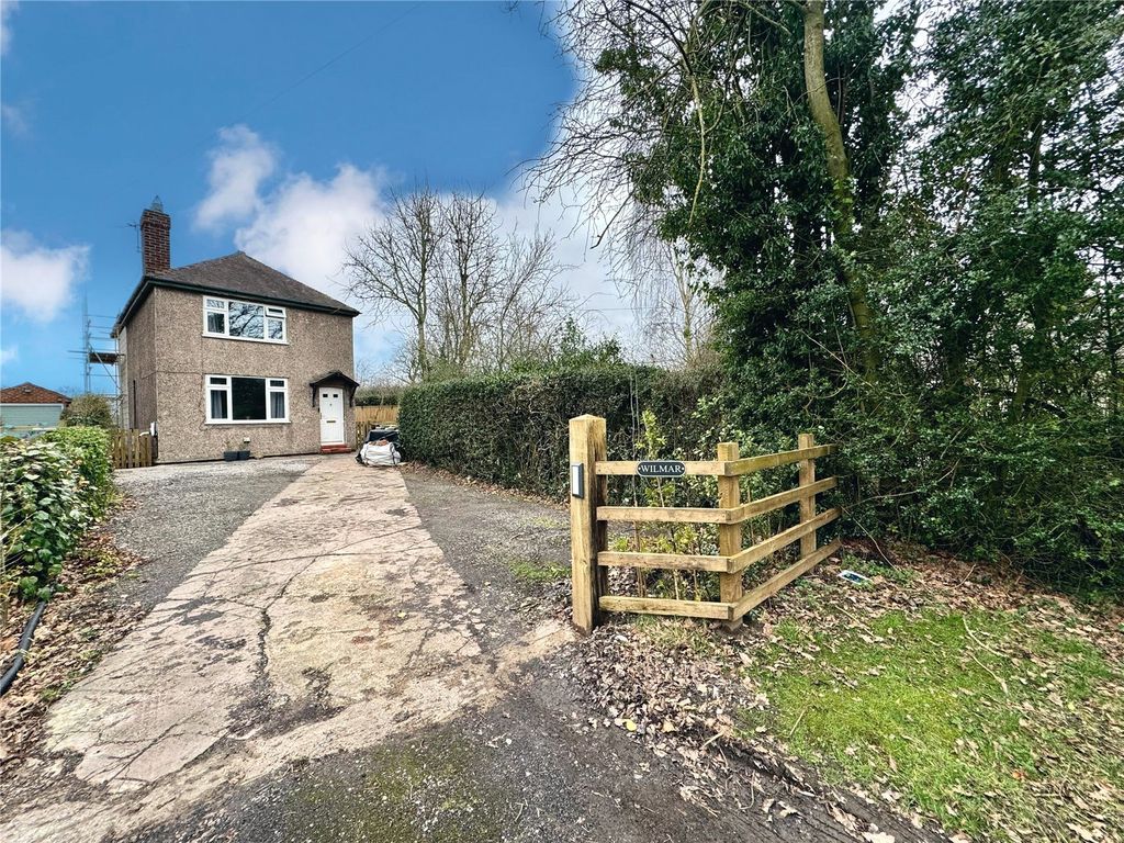 2 bed detached house for sale in Plumley Moor Road, Plumley, Knutsford