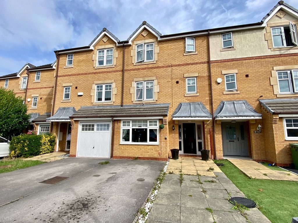 4 bed town house for sale in Hampton Chase, Prenton CH43 Zoopla