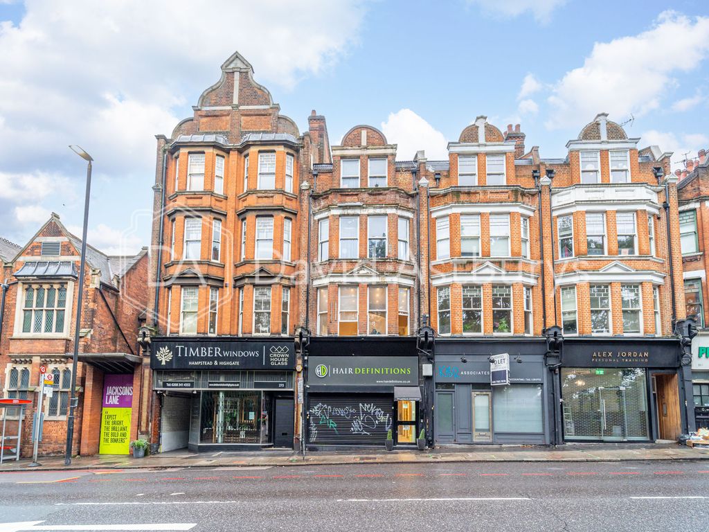 2 bed flat to rent in Archway Road, Highgate, London N6, £2,492 pcm