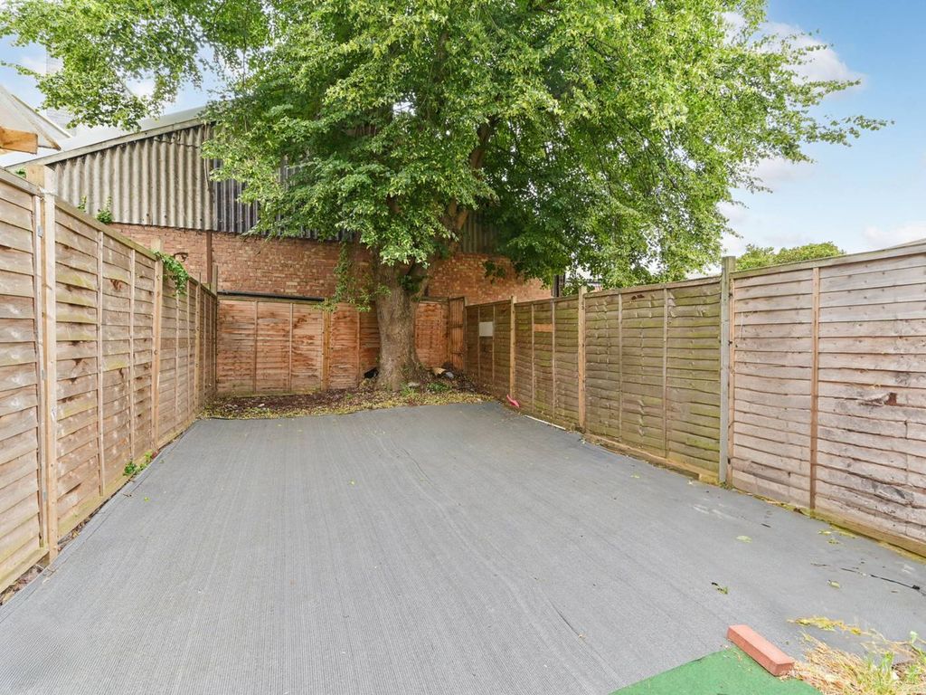 3 bed terraced house for sale in Sumner Road, Central Croydon, Croydon