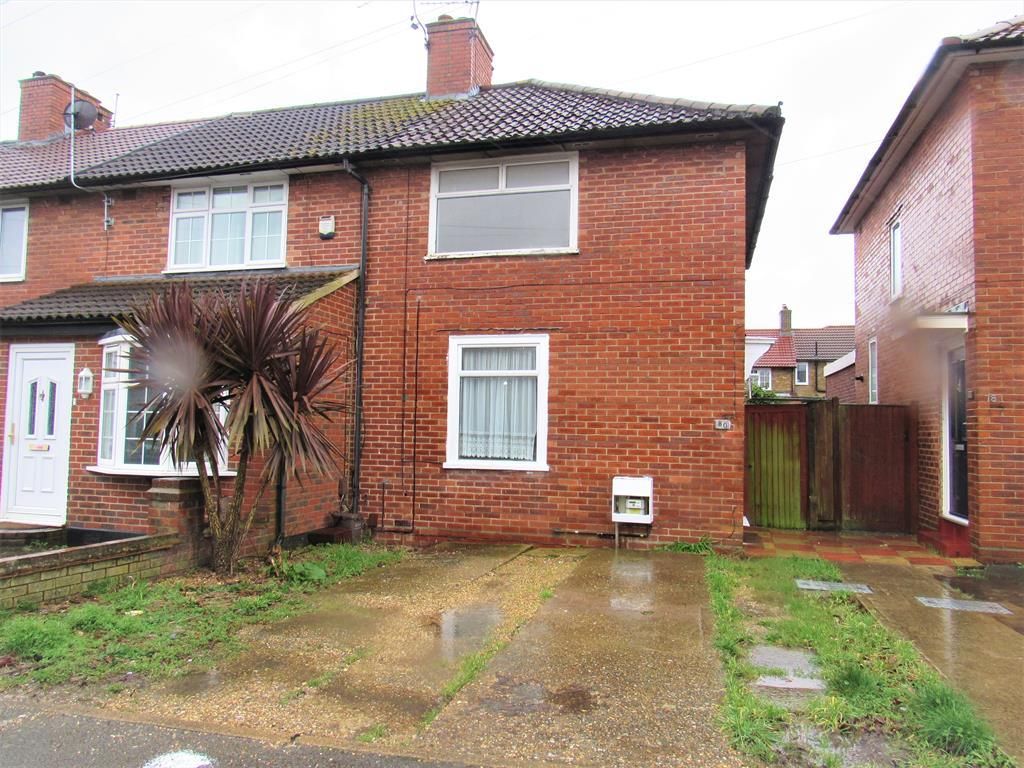 2 bed end terrace house to rent in Titchfield Road, Carshalton, Surrey