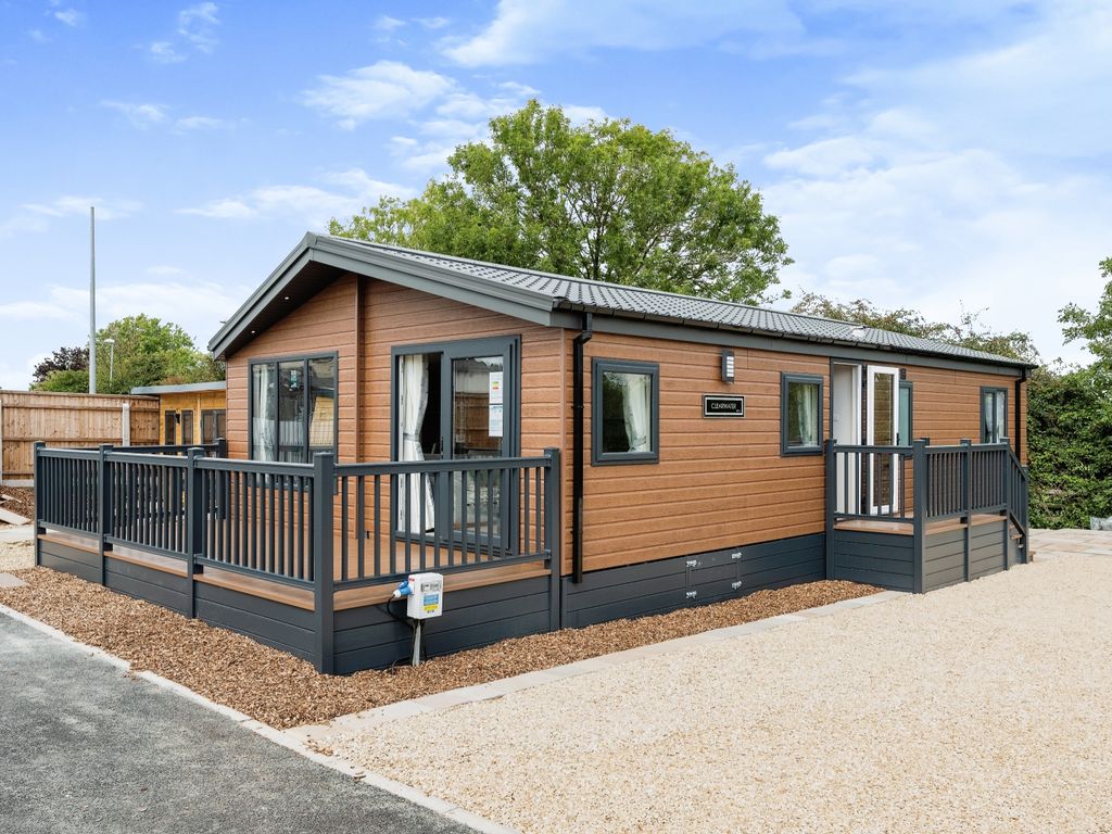 New home, 2 bed lodge for sale in Whitminster Park, Whitminster GL2, £