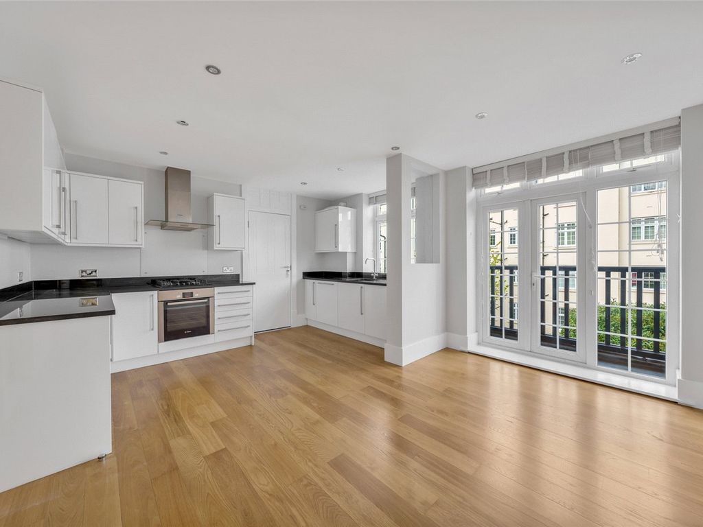 2 bed flat for sale in Clifton Court, Northwick Terrace, London NW8, £