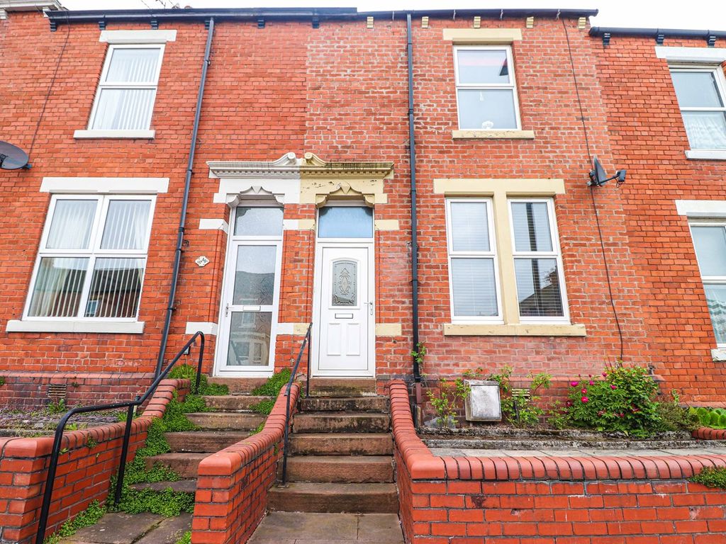 3 bed terraced house for sale in Newtown Road, Carlisle CA2 Zoopla