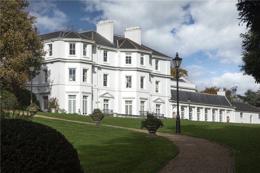 2 bed flat for sale in Kingston Hill Place, Kingston Hill KT2, £775,000 Zoopla