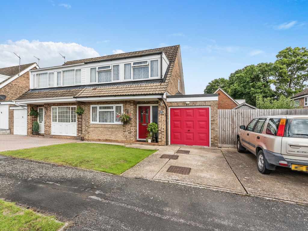 3 Bed Semi Detached House For Sale In Friars Croft Calmore