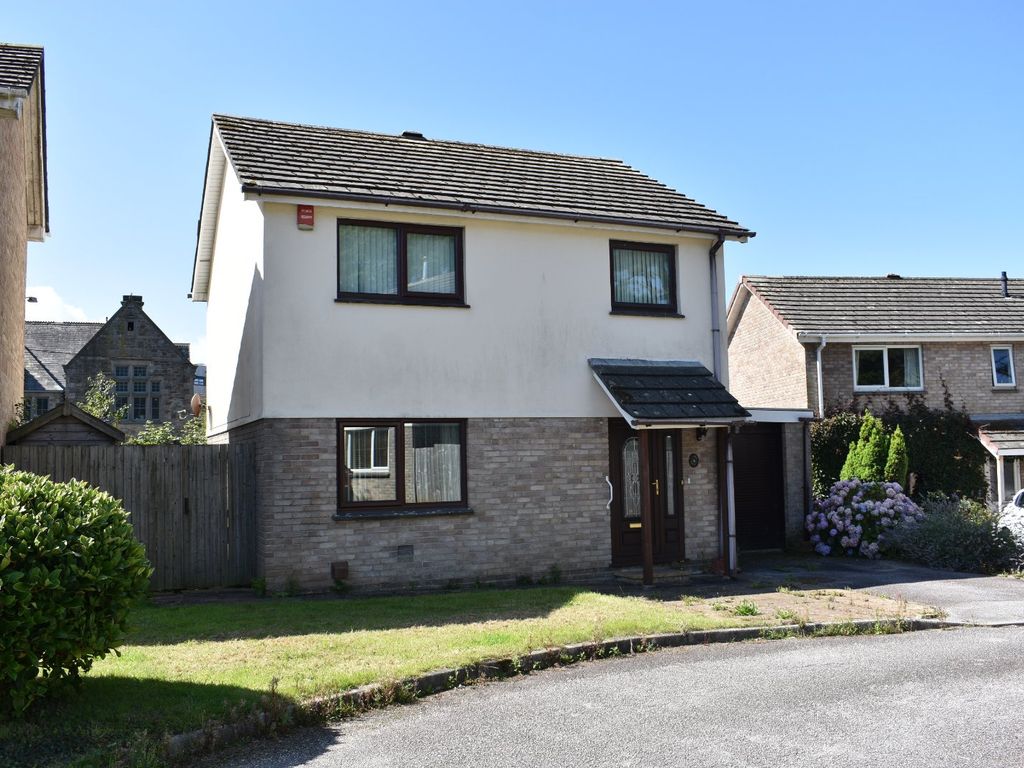 3 bed detached house for sale in Little Treloweth, Pool, Redruth