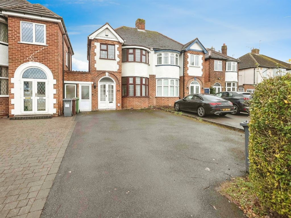 3 bed semidetached house for sale in Old Lode Lane, Solihull B92, £