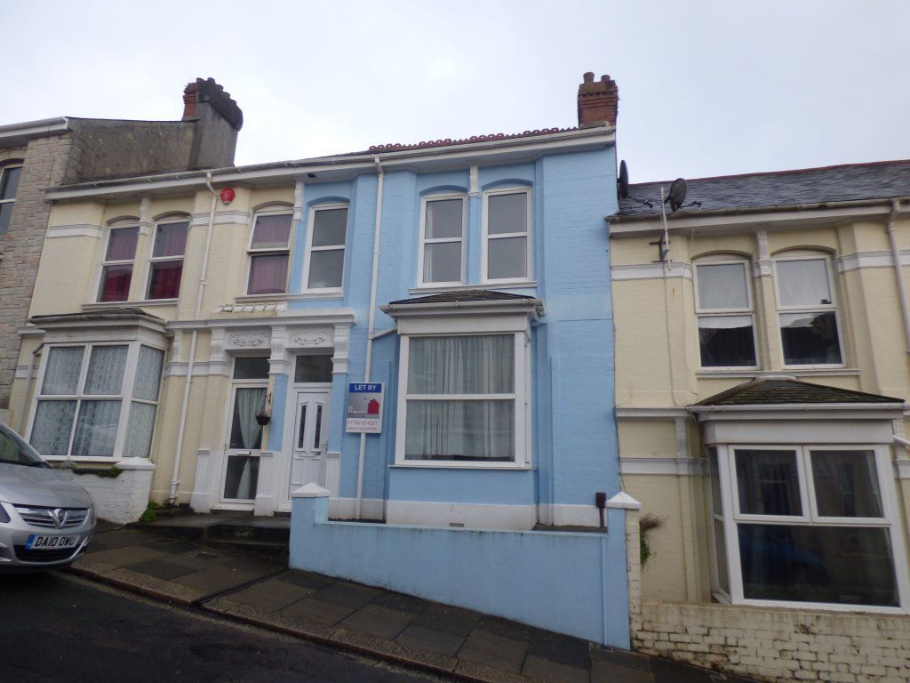 2 bed property to rent in Rosebery Avenue, Plymouth PL4, £950 pcm Zoopla