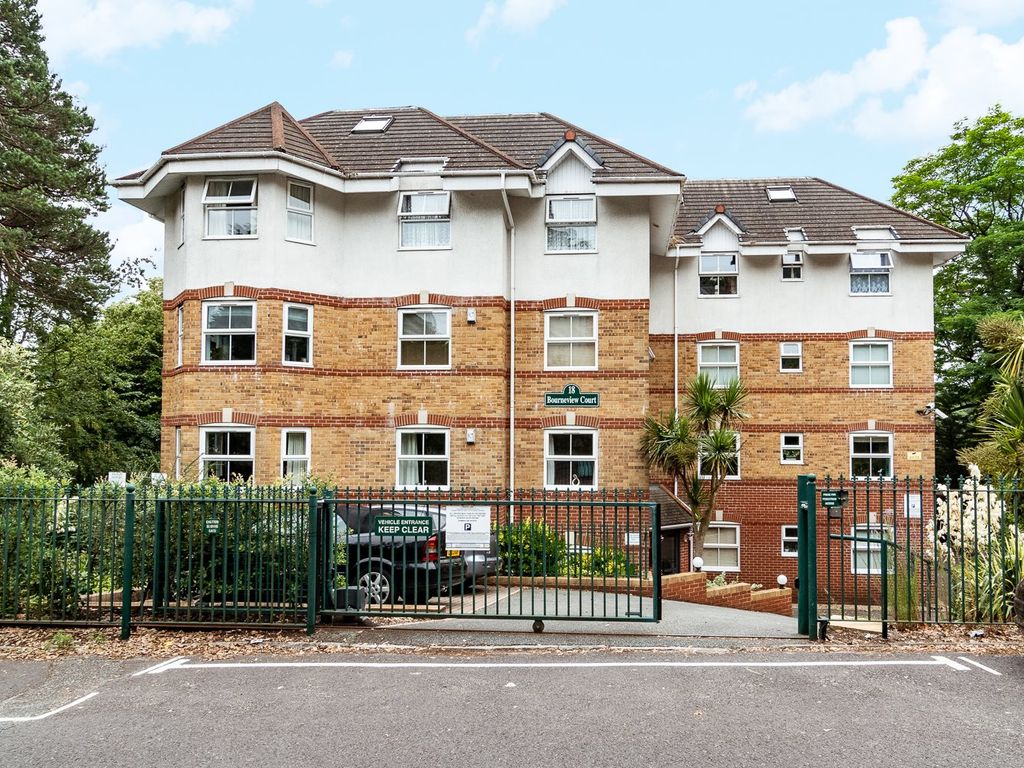2 bed flat to rent in St. Stephens Road, Bournemouth BH2 Zoopla