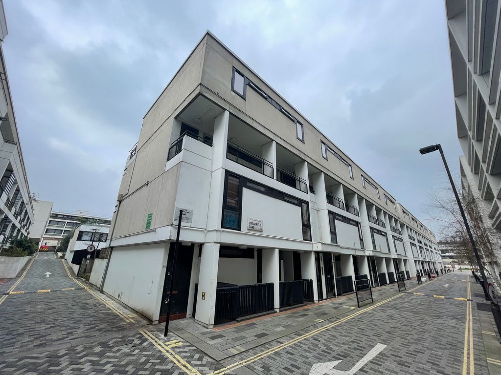 Broadfield Lane, London, London NW1  