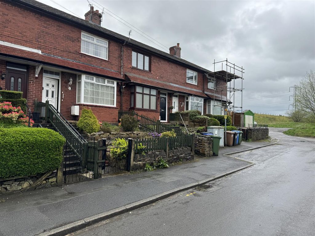 2 bed mews for sale in Harridge Avenue, Stalybridge SK15, £155,000 Zoopla