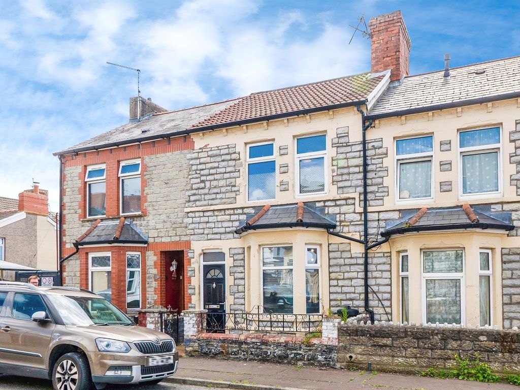 3 bed end terrace house for sale in Digby Street, Barry CF63, £190,000