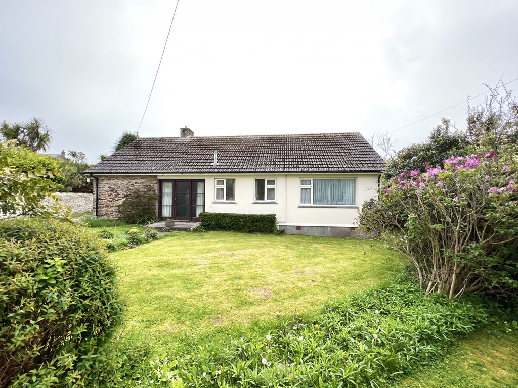 3 bed bungalow for sale in Primrose Hill, Goldsithney, Penzance TR20