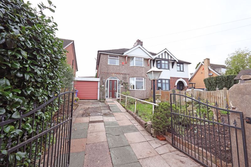 3 bed semidetached house for sale in Kirkland Lane, Penkhull, StokeOn