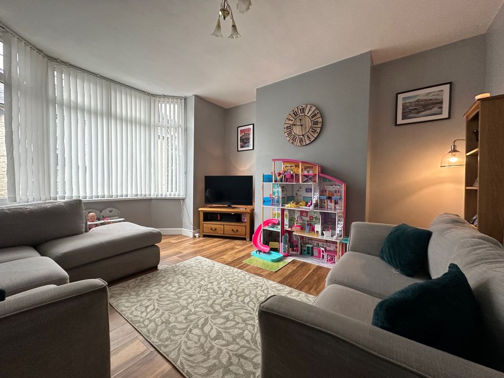 4 bed property for sale in Tredegar Road, Ebbw Vale NP23, £170,000 Zoopla