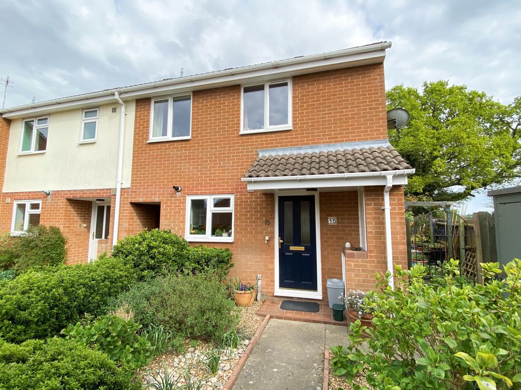 3 bed end terrace house for sale in St. Way, Impington