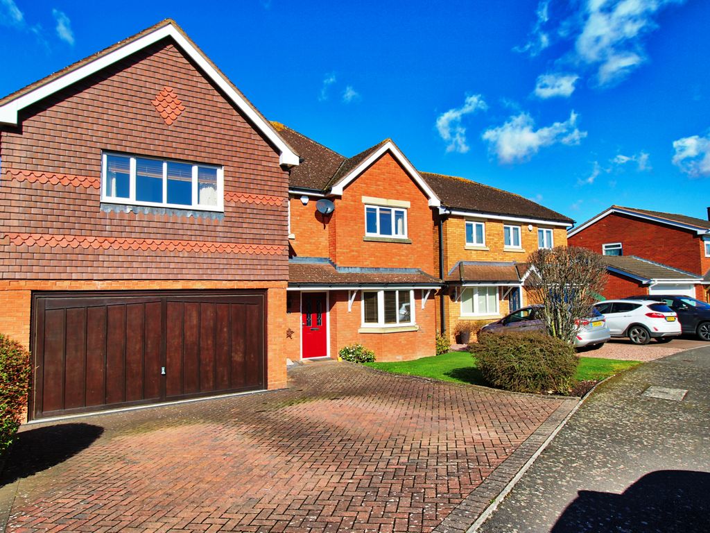 5 bed detached house for sale in Hop Pole Green, Leigh Sinton, Malvern WR13 Zoopla