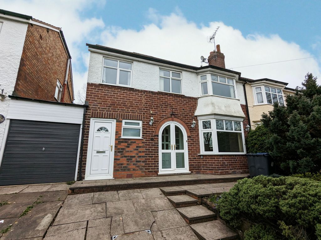 4 bed semidetached house for sale in Dalbury Road, Hall Green