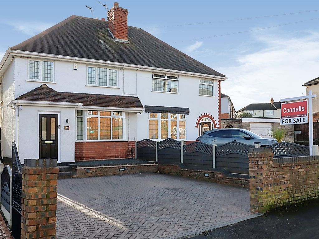 3 bed semidetached house for sale in Old End Lane, Coseley, Bilston
