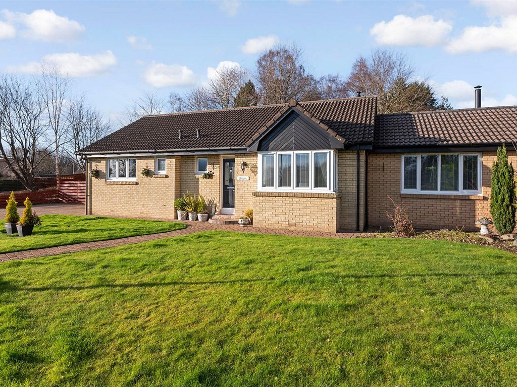 3 bed bungalow for sale in Hopetoun Drive, Bridge Of Allan, Stirling