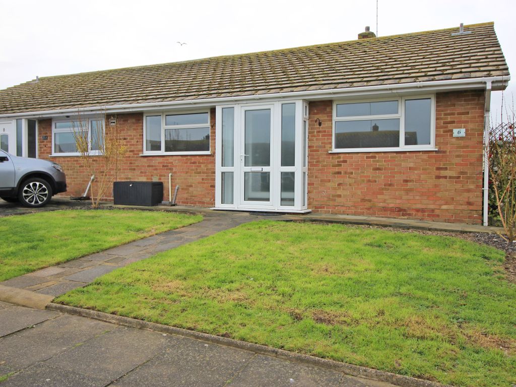 2 bed semidetached bungalow for sale in Harbledown Gardens