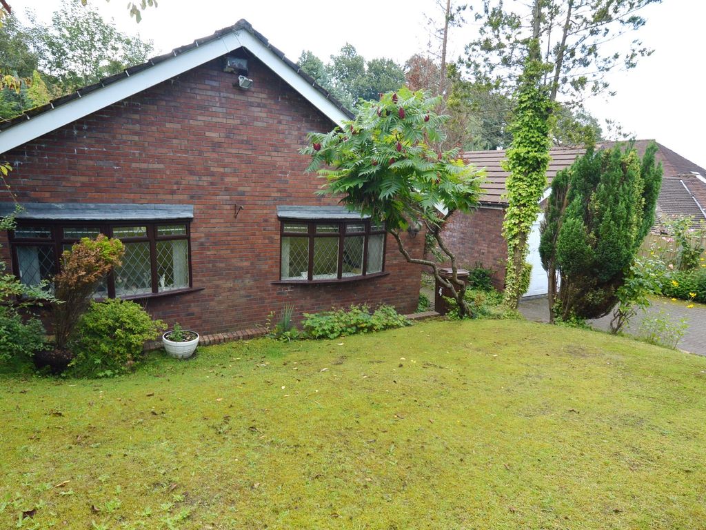 3 bed detached bungalow for sale in Butt Hill Road, Prestwich M25, £