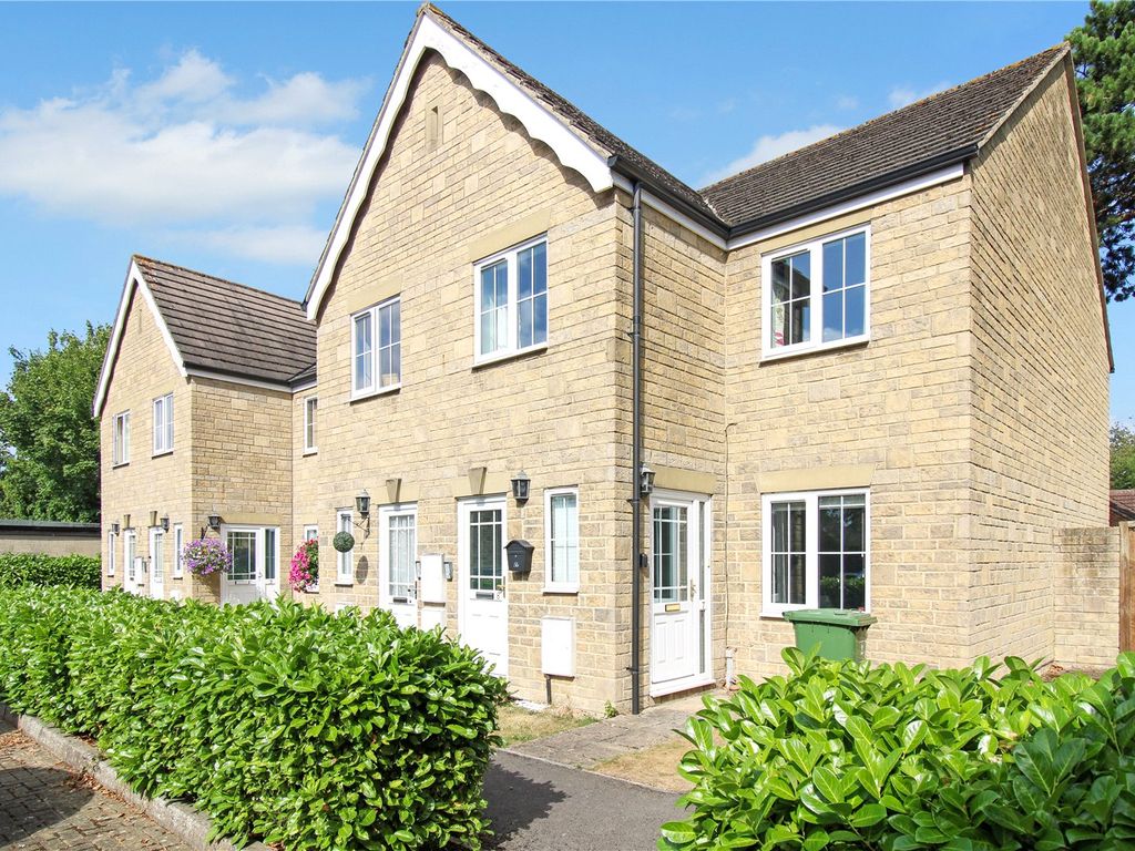 1 bed flat for sale in Cheney Manor Road, Swindon, Wiltshire SN2 Zoopla
