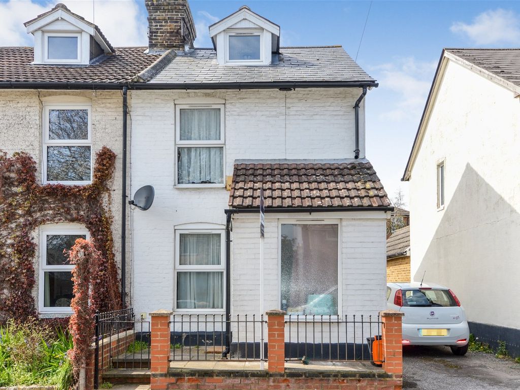 2 bed end terrace house for sale in Birling Road, Snodland ME6 Zoopla