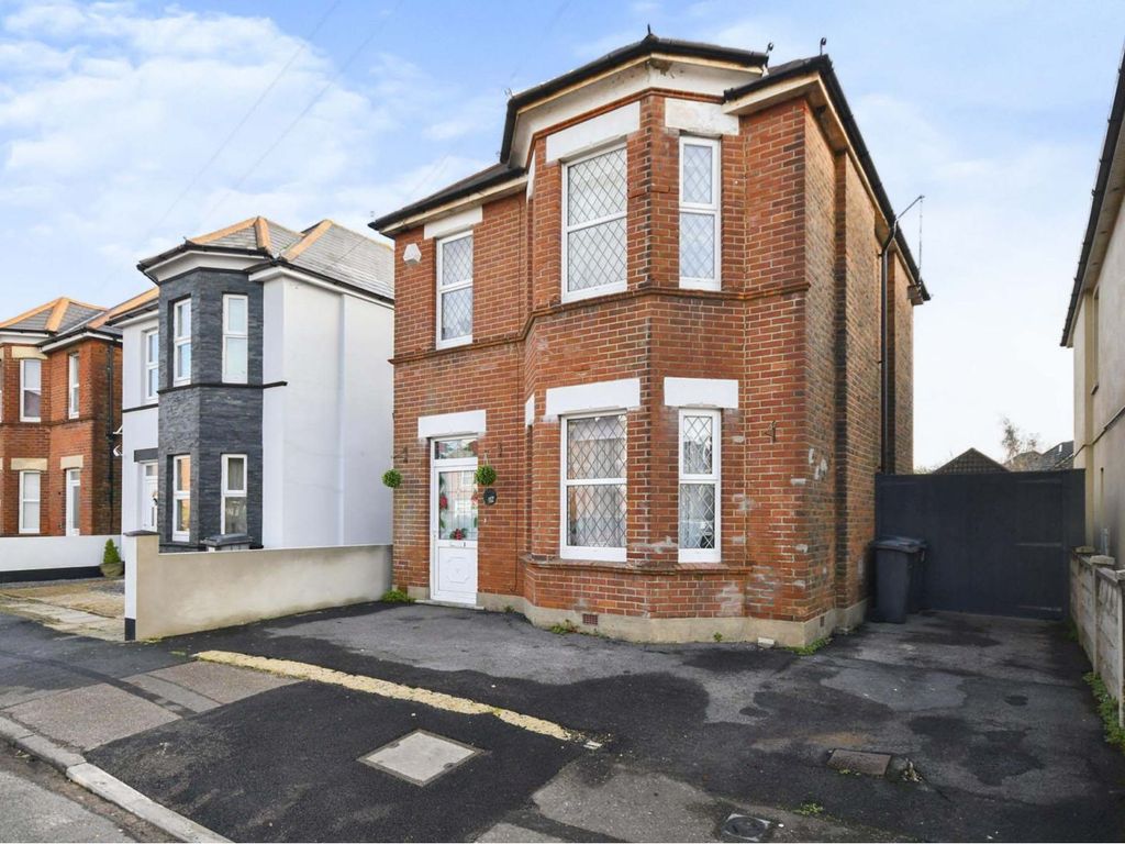 Bennett Road, Bournemouth BH8