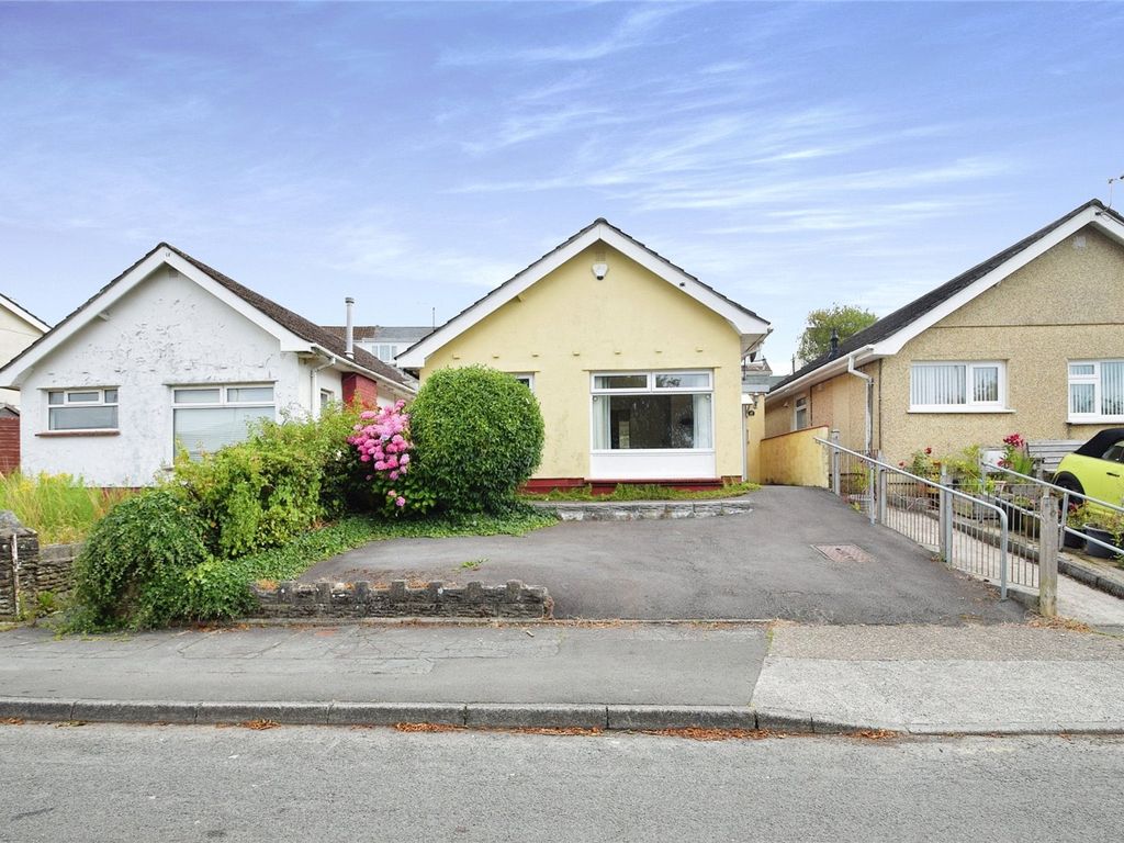 2 bed bungalow for sale in Broadmead, Killay, Abertawe, Broadmead SA2
