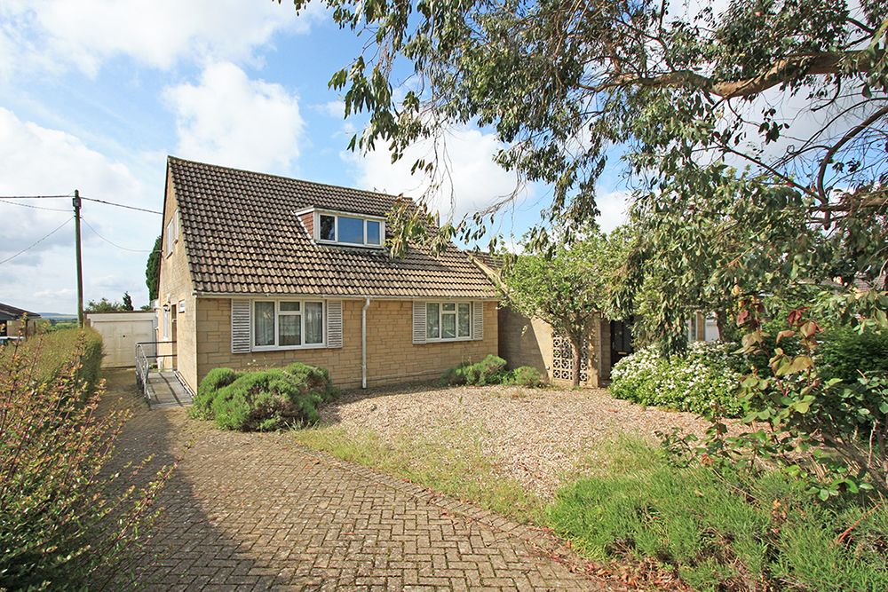 2 bed detached bungalow for sale in Wrde Hill, Highworth SN6 Zoopla