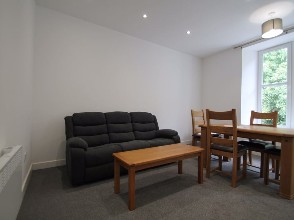 2 bed flat to rent in Garland Place DD3 Zoopla
