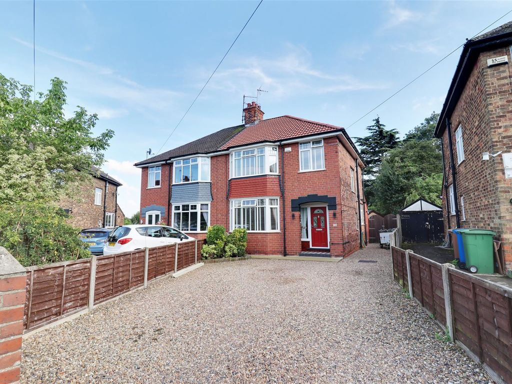 3 bed semidetached house for sale in Denesway, Hessle HU13, £259,950