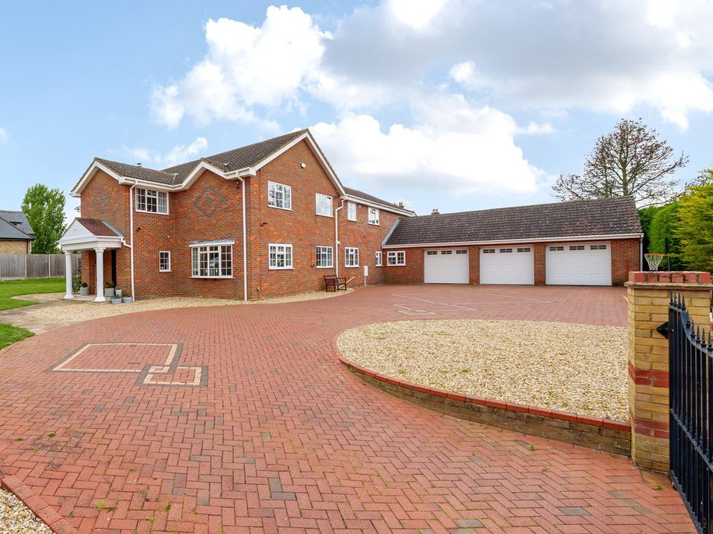 5 bed detached house for sale in Flitton Road, Pulloxhill MK45 Zoopla