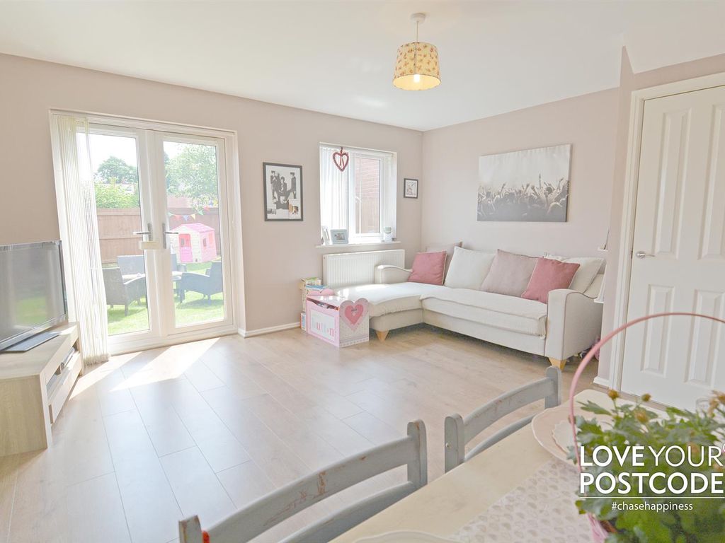 3 bed semidetached house to rent in Park Street, Rowley Regis B65, £