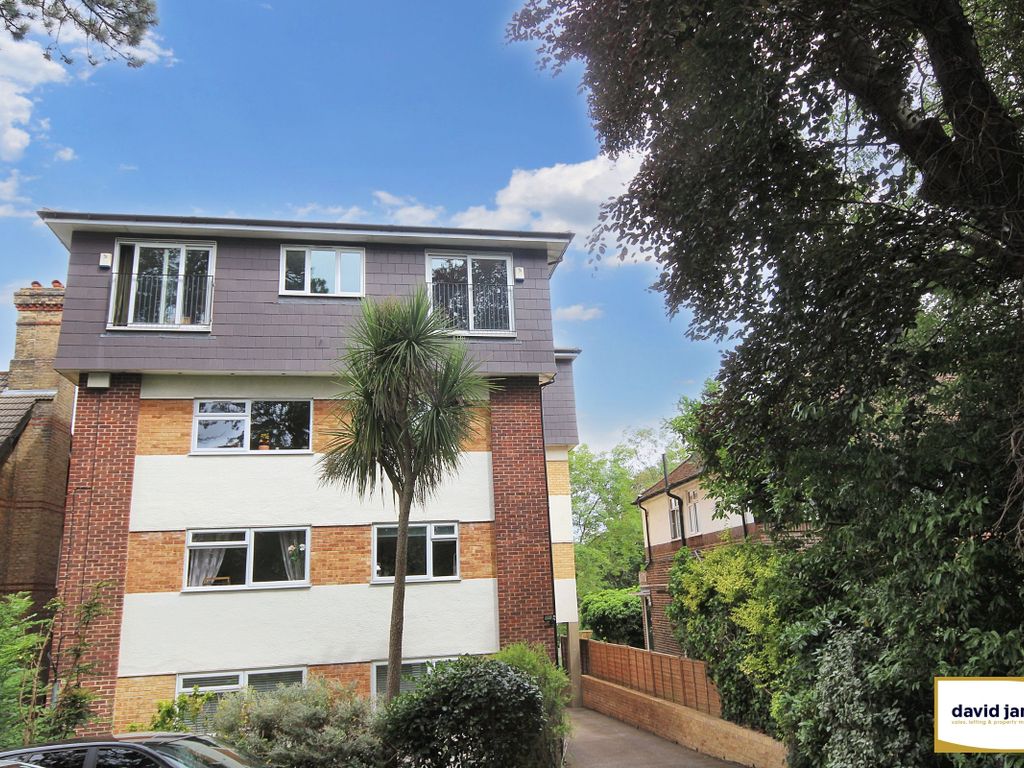 1 bed flat to rent in Bromley Road, Beckenham BR3, £1,350 pcm Zoopla