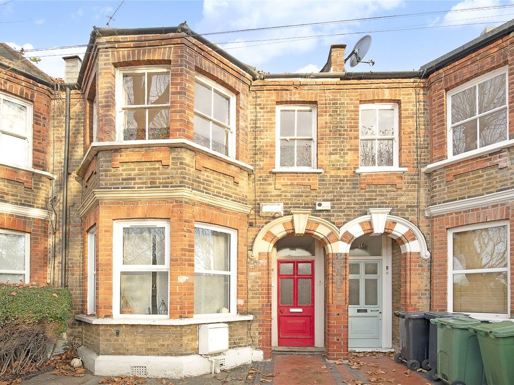 1 bed flat for sale in Edward Road, Walthamstow, London E17, £375,000