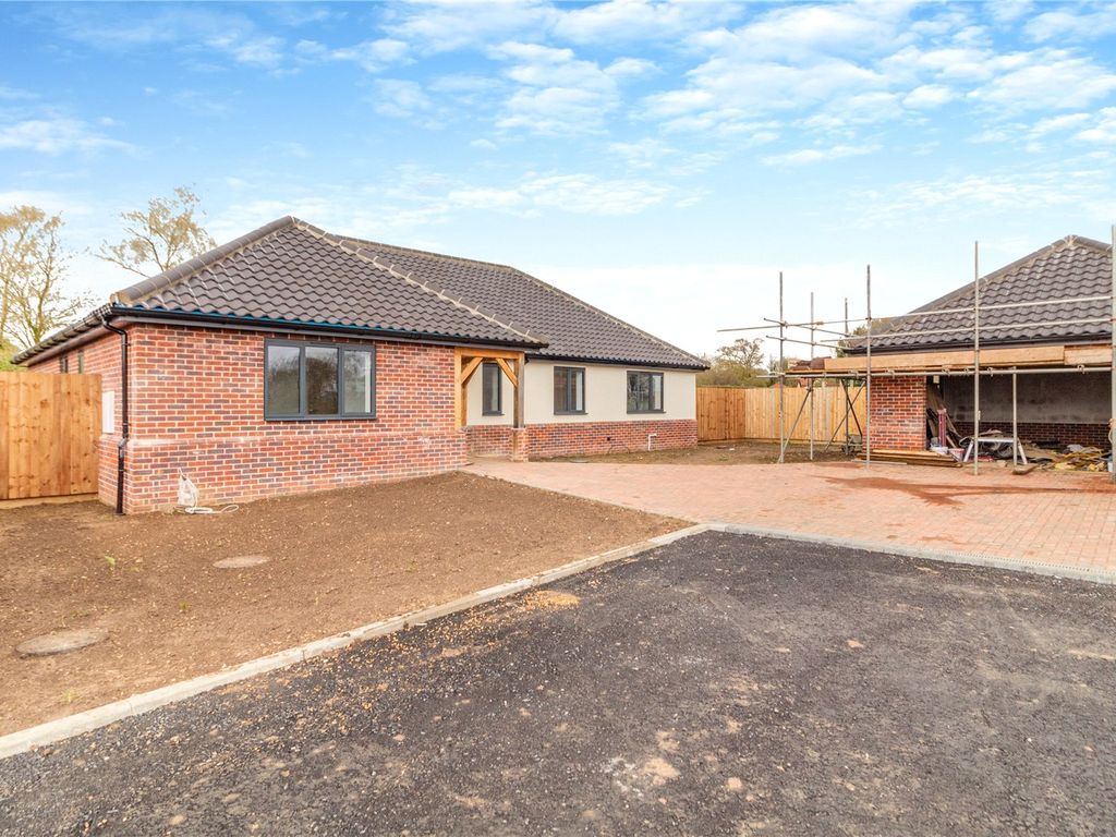 New home, 3 bed bungalow for sale in 7, Kemp Meadow, Rockland All