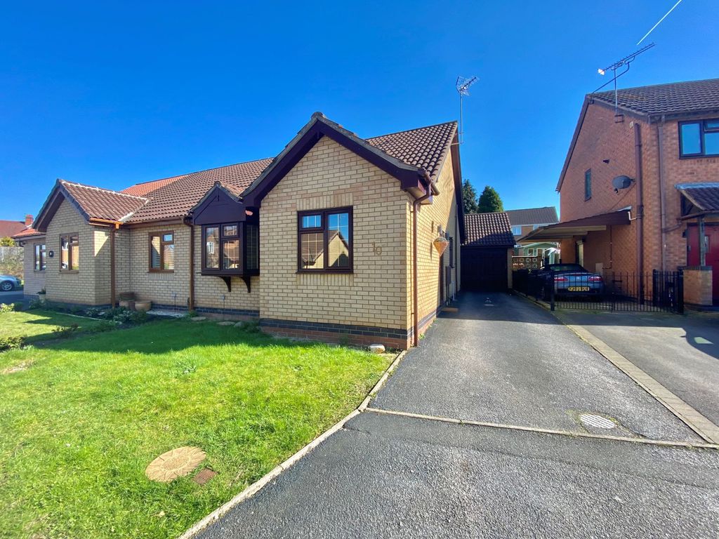 2 bed semidetached bungalow for sale in Churchdale Close, Nuneaton