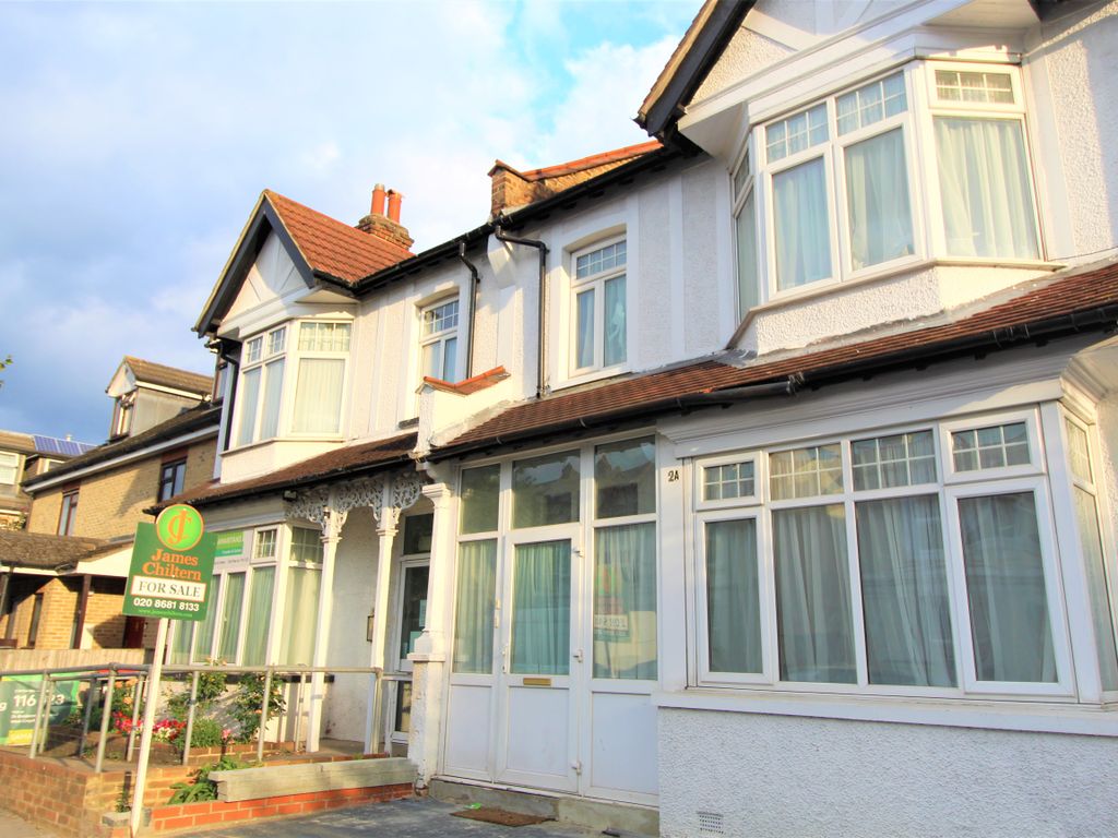 4 bed end terrace house for sale in Kidderminster Road, Croydon CR0