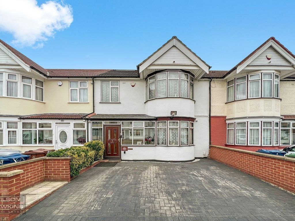 5 bed terraced house for sale in Rowland Avenue, Queensbury, Harrow HA3