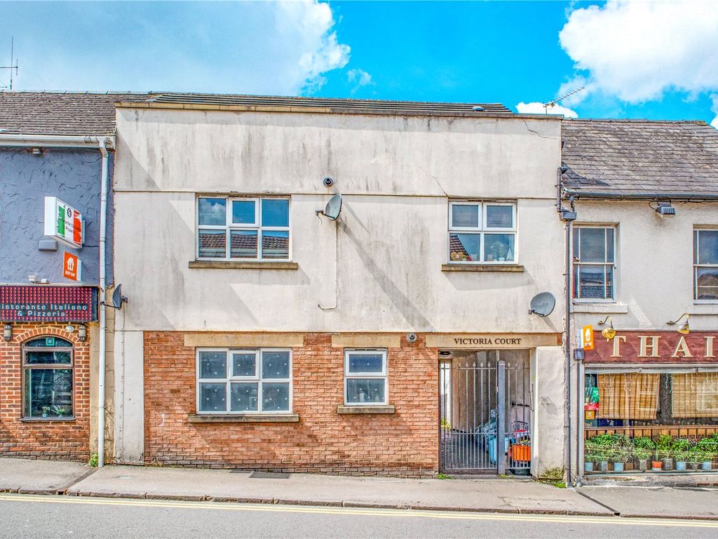 1 bed flat to rent in Victoria Court, Swindon, Wiltshire SN1, £800 pcm