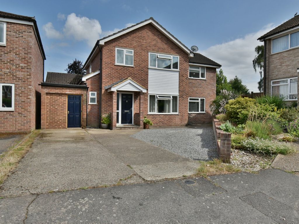 4 bed detached house for sale in Bunkers Hill, Newbury RG14 Zoopla